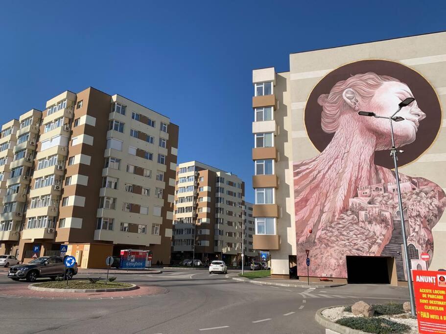 Lovely Bacau 1 Bedroom Apartment Bagian luar foto
